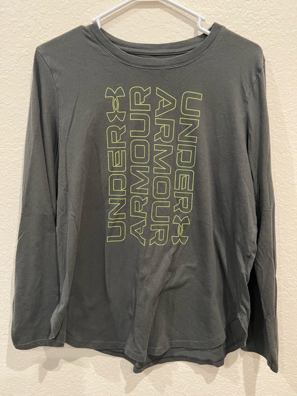 UNDER ARMOUR Olive Green Long Sleeve Tee with Neon Yellow Graphic